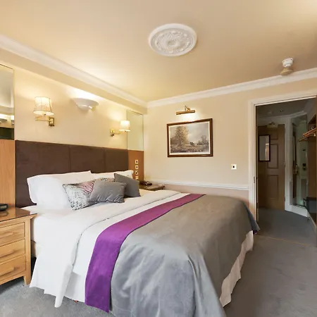 Roxford 3* Dublin