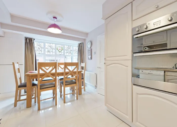 Roxford 3* Дублин