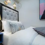 Roxford Отель