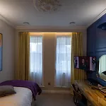 Roxford Отель