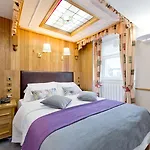 Roxford Hotel